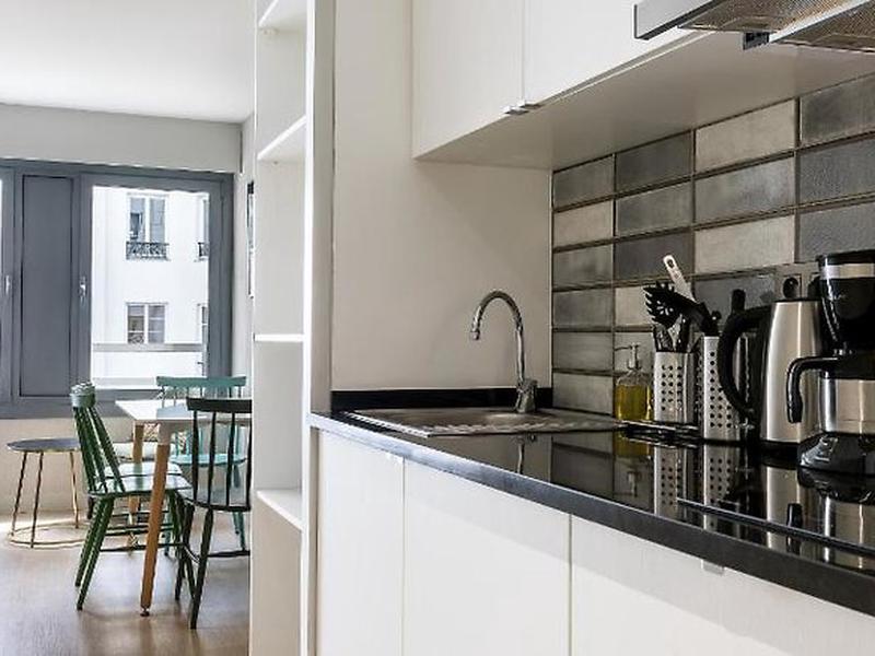 245E49C6B07DDC70095293DE09CE548B