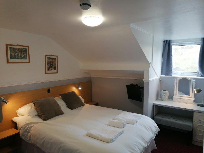 B8F730997389FEC88D0898E3F2D4F502