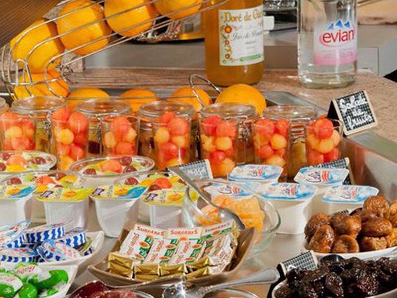 90DD45B068940A41D9883CD5F3CCF9C3