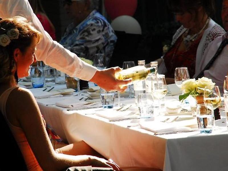 526F0556015B4DCF53E1322D2A485922