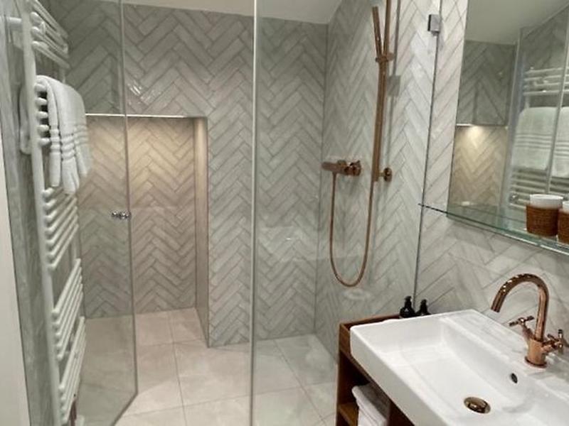 7C94AEFCE96BF328FB53F58208EA5C99