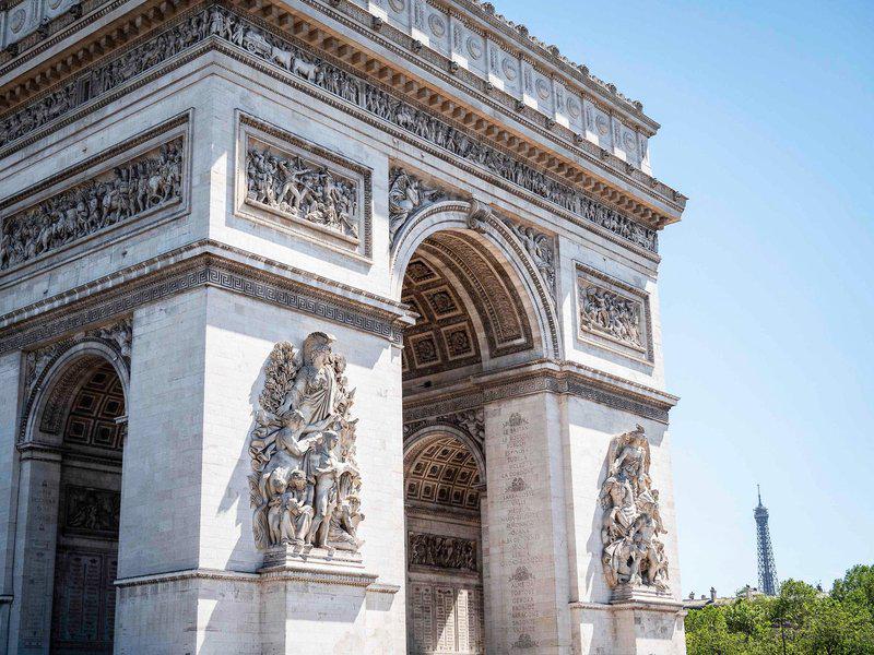 DAAA6125F338F4BF31FEFD76FE0C6BD2