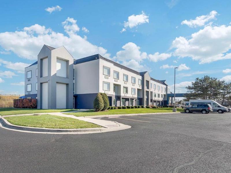 DBB80B39B24B811FE695FA3C8A2810EB