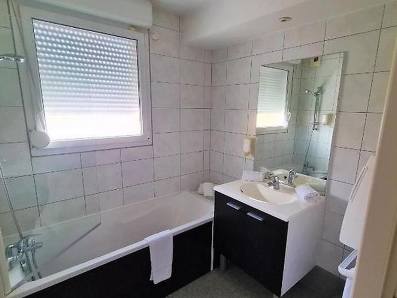 DEF53EDAA4B723597787C2F20B738E2C