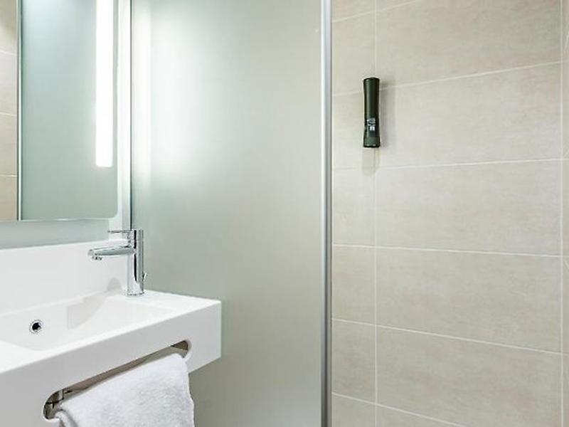 E1AB4984D0431DB30101BE0FF9964C8E