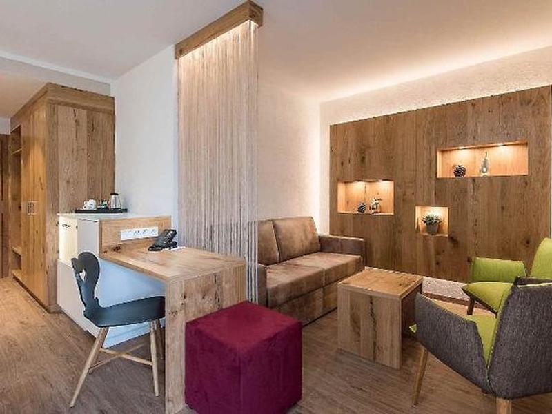 3AAA7A581B55855649592D471940FDC7