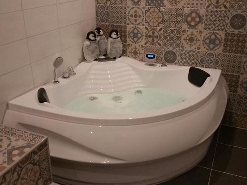 263BA325F58792A470655454B8F96D8D