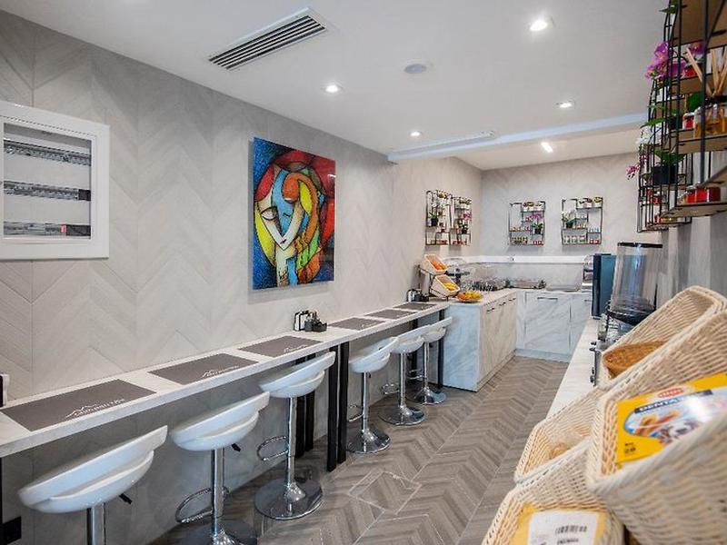Central Boutique Hotel by Naoussa Hills