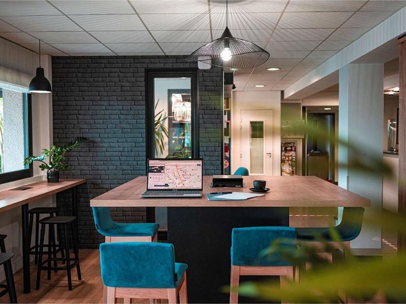 29798339A04A4EAD54BF8395B36ED0AF