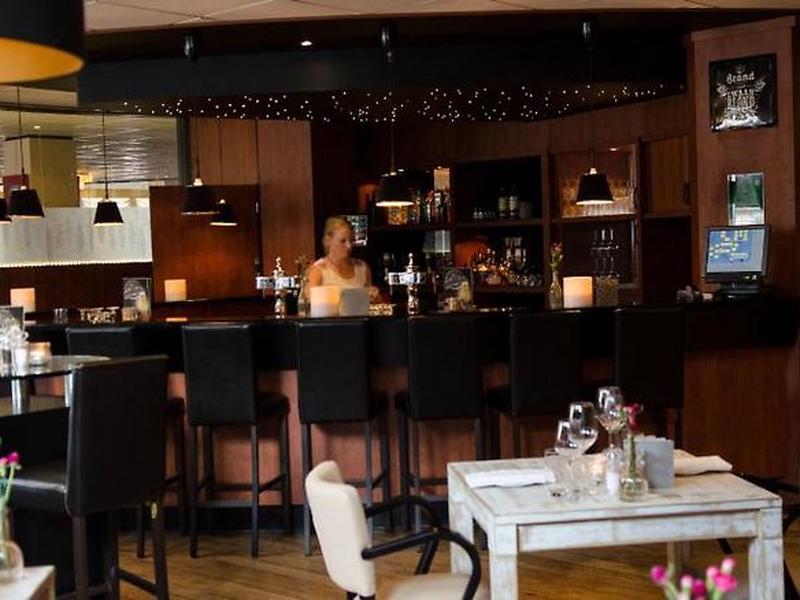 1E7AA3905FEDF7627D5A967E76F42B34