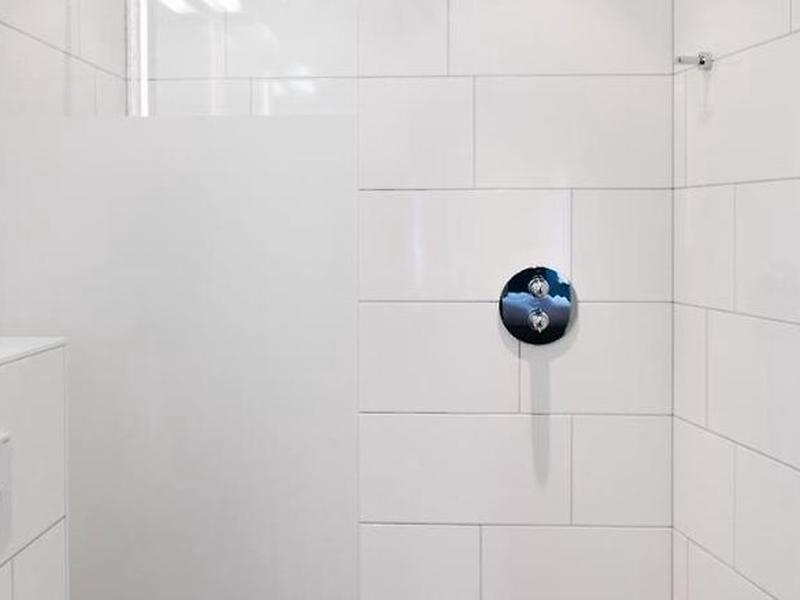 6B70EC2C5C92D43E820A83256CCCA90A