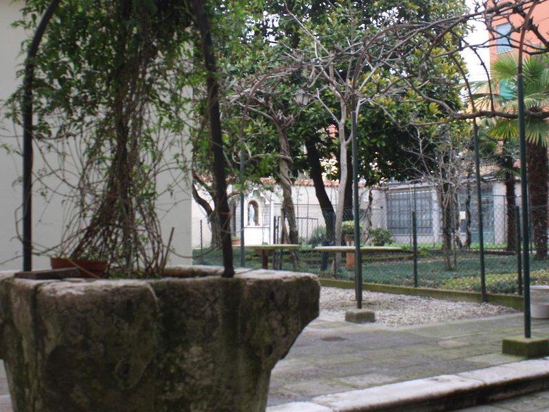 18B23346EAB281015204F68D938601EA