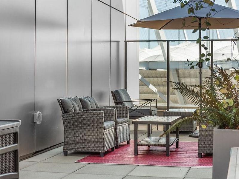 B428942CA7A8DD40E6918D1448745EE6