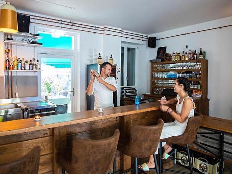 60FBB108499E2FFCEC2FCB48E453E966