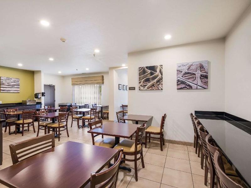 AE28451C521F3A6A9C5597E2FDCD63A1