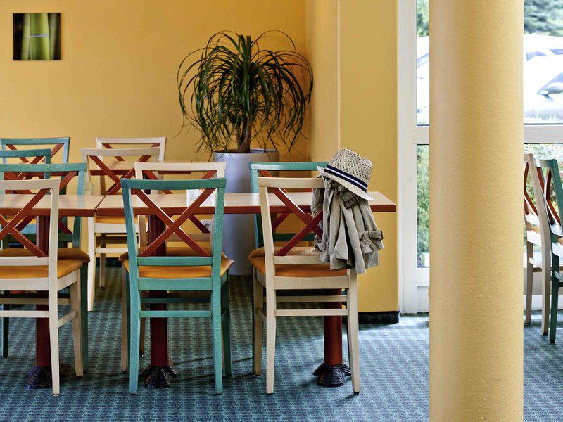 32C21BEE47F84C88E766BAABBDB818FB