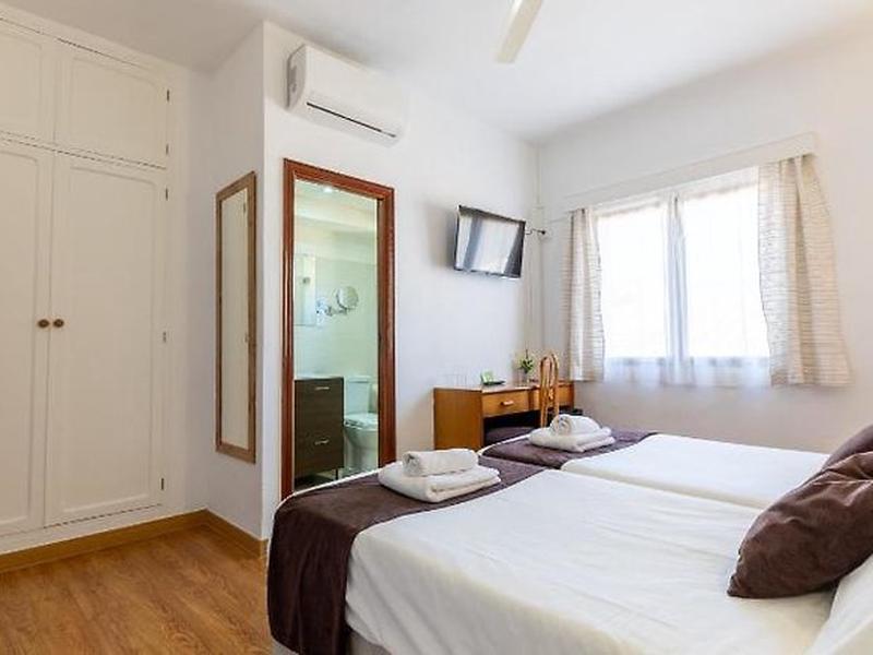 DA0BAC6742E0C32C3A61E0CCFD5232A8