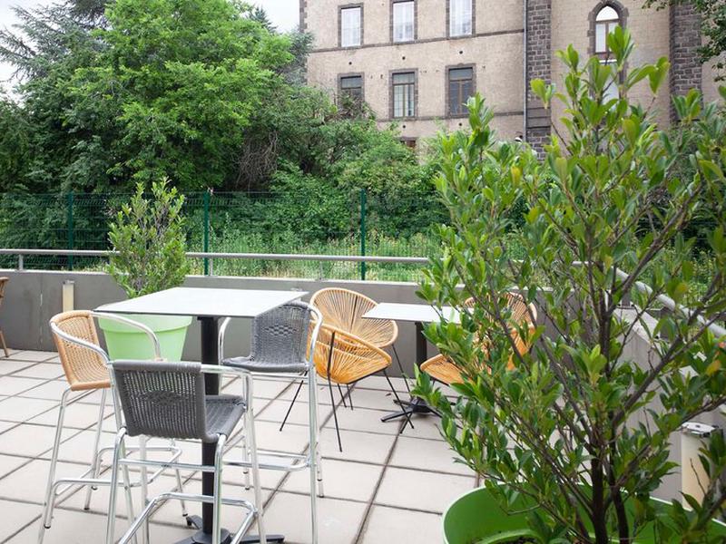 7C884E79F66B7511E4E21806A1369EB5