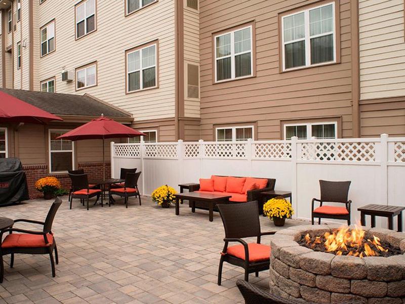 B23E713ADF2146EBABB7CBDF841F0E16