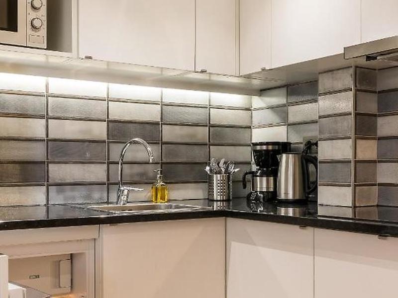 69C73F60256CD2C4BB7AC7111781CD4A