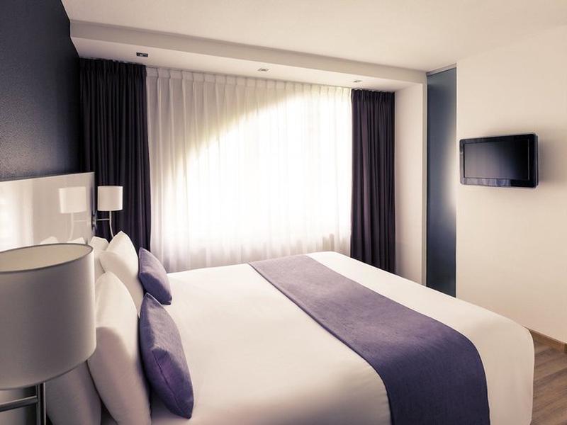 ECD155EC03A66EE3C96B98FA0A797994