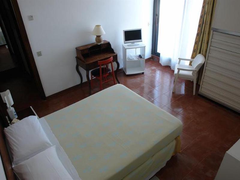 5EB5A80259649BE1DCF30212942BBB3D