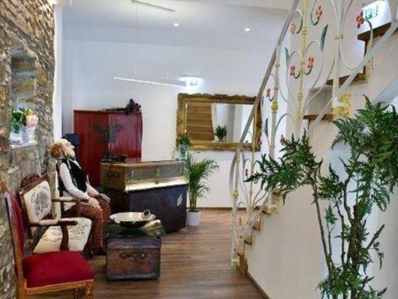 EB2C620C64C7826B74D940C3515C443F