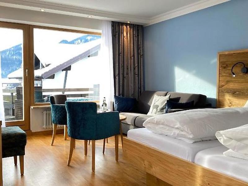 56AC8617272DA077D511BFE922C3EBD3