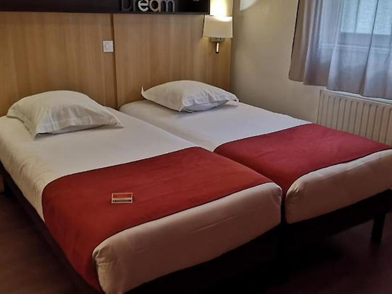 944A3737DE32A2D4F58B97C9E8C1D665