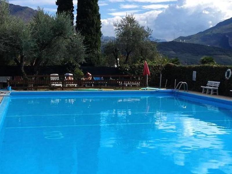 A53CF78AFF0E3C66CC98FD3F828825D4