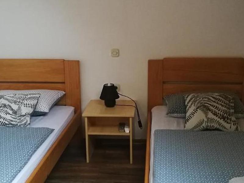 ADD83A31025EE3A34C807E6BA7B5BE09