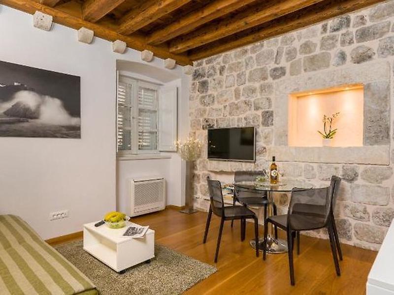 9DA02B862F83AF44E457EE7FFF268A80