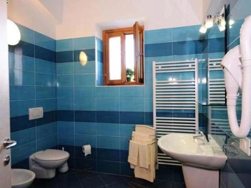 E26B7AF19958D34B56FAD80B10B4C944