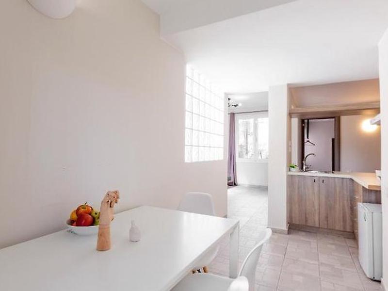 301813533833434B924F32CBCBE021B9