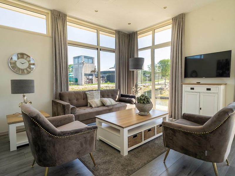 D2E2F5934EA4900CFA454378ACF86E19