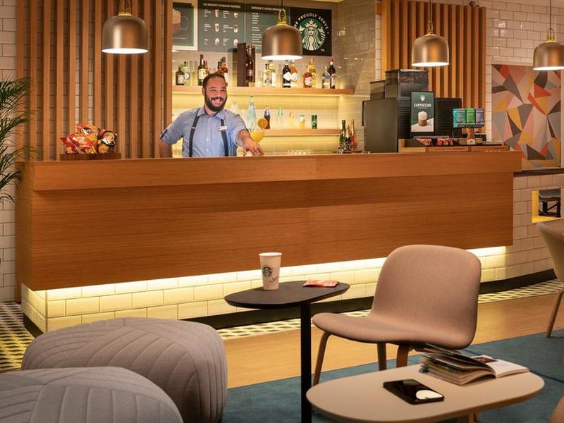 ADFA0EAC7842B81382F82A19516ED596