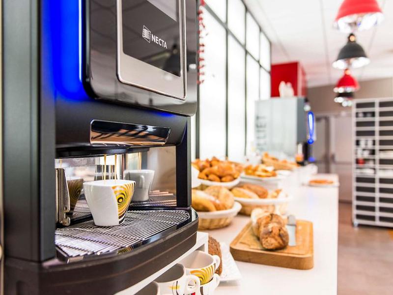 64AD360676CBACAD970444230DD1DEF9