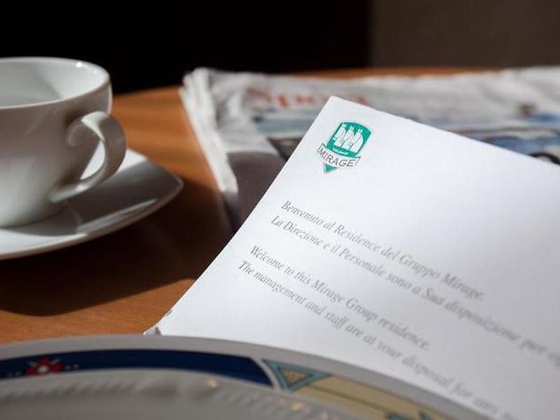 7E9C607BA0A1C8E67868B4D7219AD4C8