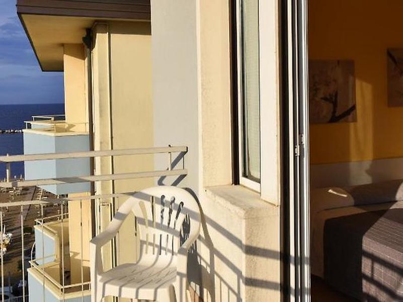 246EBF3BD33163E11054BD51D8C4DC86