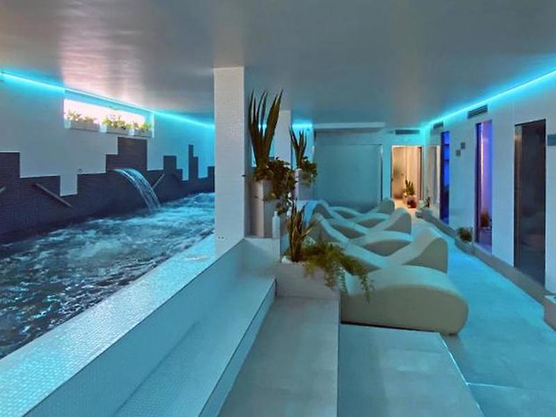 906704A8F7550EF089EA7D2CDD4984C3