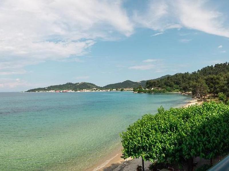 F9F6E8F1F74FC20EAD2ECC40454E5BFF