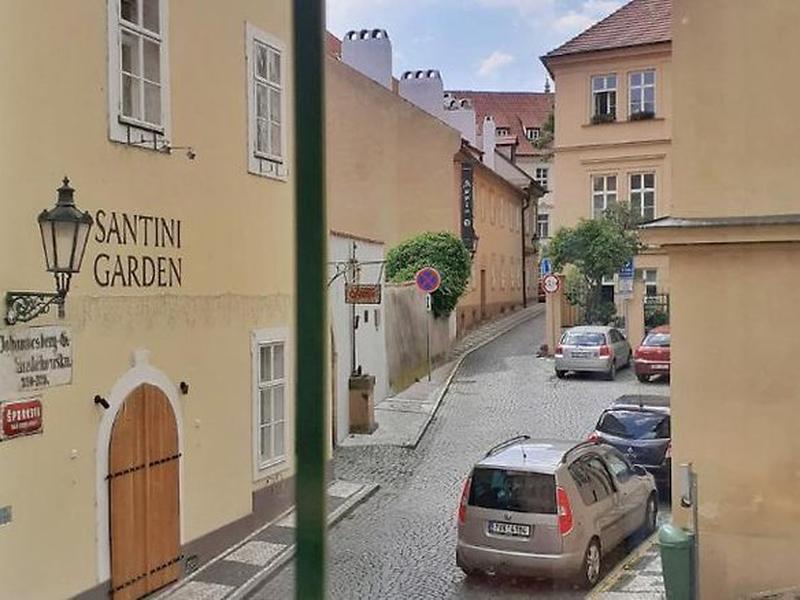 8F3C3EBE84637C430BFF62B224F8578F