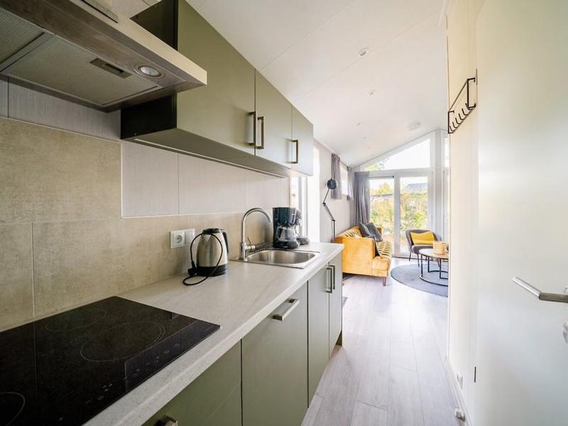 E44209D44F8C97066797AD3D13031F84