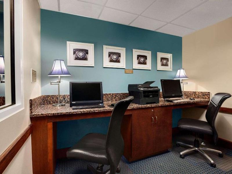 AA30DAABC22D51FA0C4ACF95B5135A77