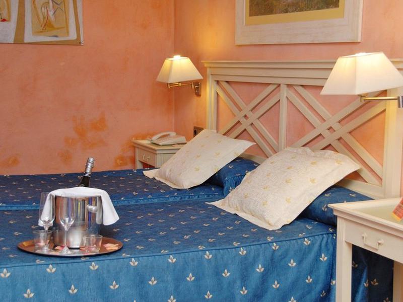 3C9F9A54DB773C83C82FA585E72C497A