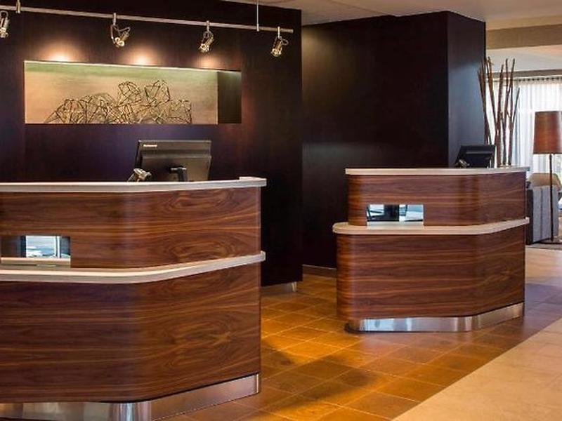 746F77FF9CD99D462583CA1393882B23