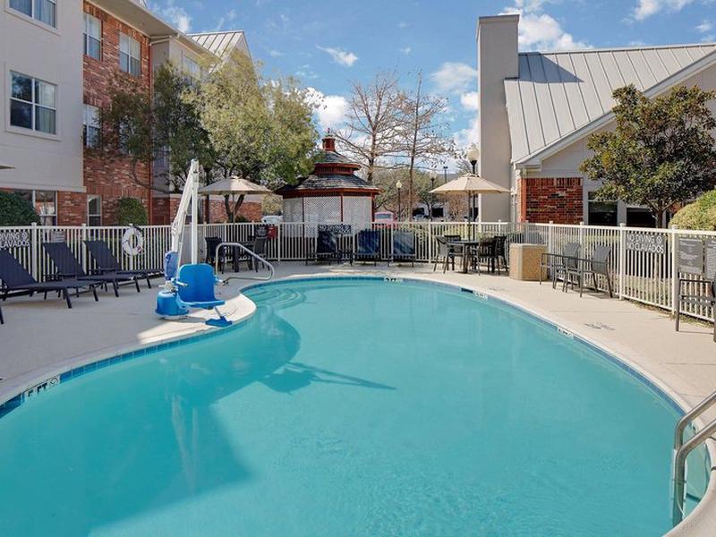 840139995F9A00DA537EC7343C24A2A6