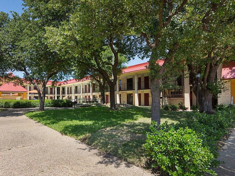 2F3078FE106CA954A9FC44E9B4159F4E