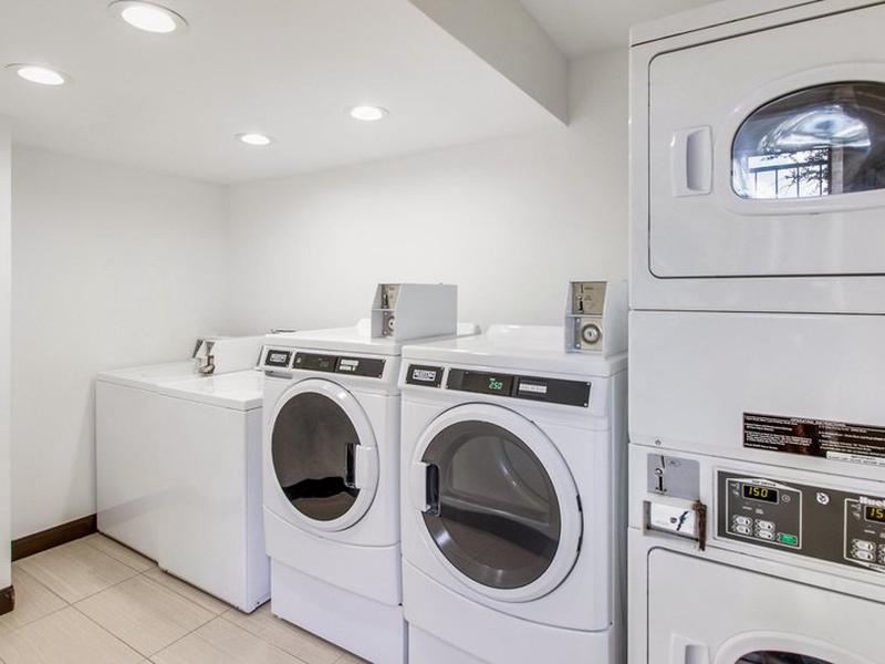 28E64E0D4AA760E5E2FEE737A9279609