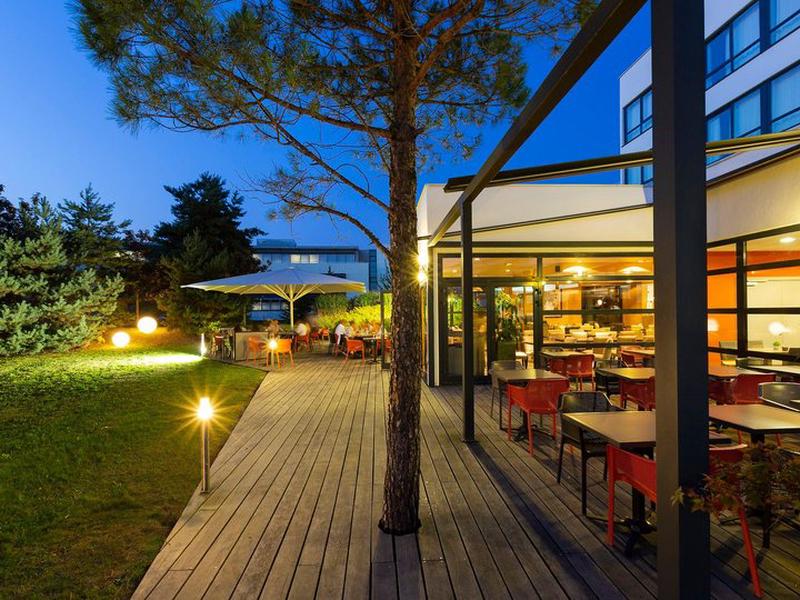 4251E441E9C5C7980A73ADDE4BDD19F4